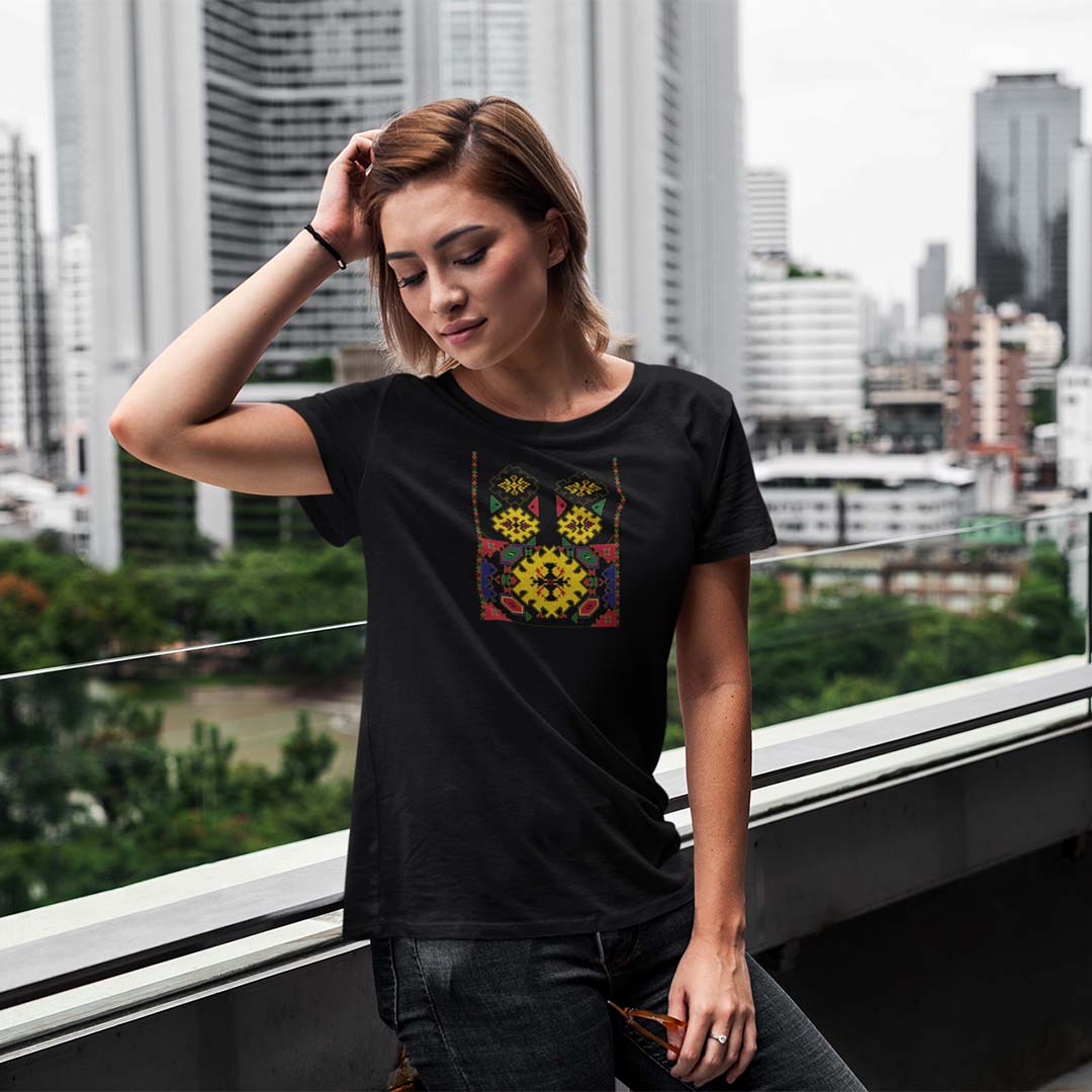 Дамска тениска с фолклорна щампа "Тронска"